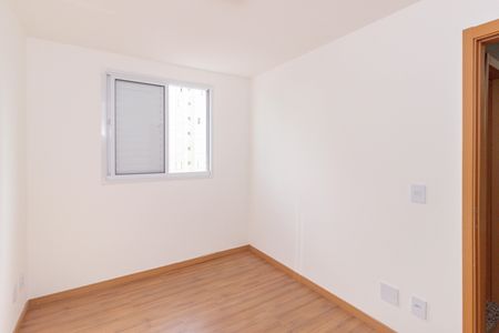 Apartamento à venda com 44m², 2 quartos e 1 vaga Apartamento à venda com 44m², 2 quartos e 1 vagaQuarto 2