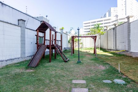 Apartamento à venda com 44m², 2 quartos e 1 vaga Apartamento à venda com 44m², 2 quartos e 1 vagaÁrea comum - Playground