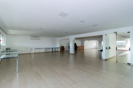 Apartamento à venda com 44m², 2 quartos e 1 vaga Apartamento à venda com 44m², 2 quartos e 1 vagaÁrea comum - Salão de festas