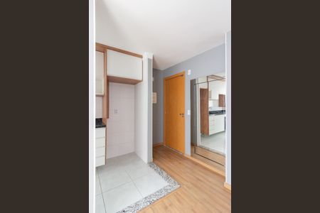Apartamento à venda com 44m², 2 quartos e 1 vaga Apartamento à venda com 44m², 2 quartos e 1 vagaEntrada/Saída Imóvel
