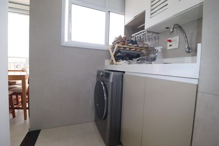 Apartamento à venda com 59m², 2 quartos e 1 vagaÁrea de Serviço