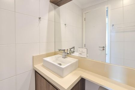 Apartamento à venda com 60m², 2 quartos e 1 vaga Apartamento à venda com 60m², 2 quartos e 1 vagaBanheiro Social