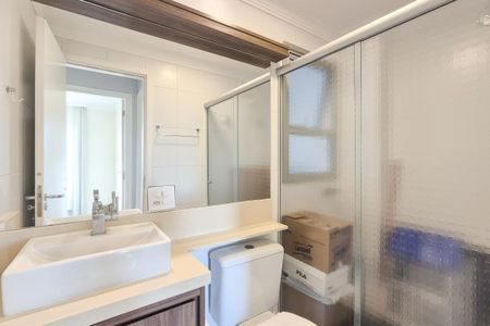 Apartamento à venda com 60m², 2 quartos e 1 vaga Apartamento à venda com 60m², 2 quartos e 1 vagaBanheiro Social