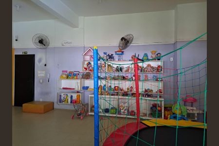 Área Comum - Brinquedoteca de apartamento para alugar com 3 quartos, 88m² em Vila Ipiranga, Porto Alegre