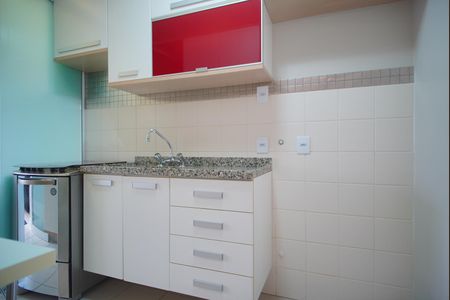 Cozinha de apartamento para alugar com 3 quartos, 88m² em Vila Ipiranga, Porto Alegre