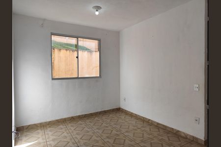Sala de apartamento para alugar com 2 quartos, 42m² em Jardim Dom José, Embu das Artes