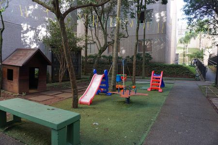 Área comum - Playground de apartamento para alugar com 2 quartos, 42m² em Jardim Dom José, Embu das Artes