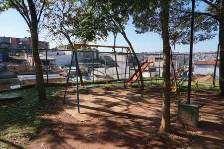Área comum - Playground de apartamento para alugar com 2 quartos, 42m² em Jardim Dom José, Embu das Artes