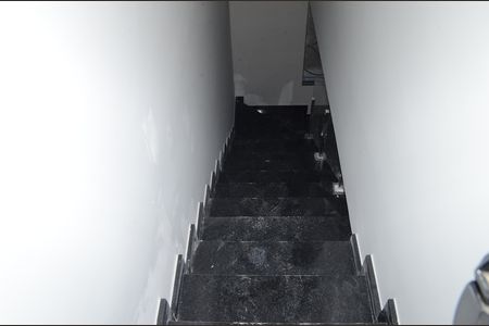 Escada de casa à venda com 2 quartos, 80m² em Jardim Vitoria, Belo Horizonte