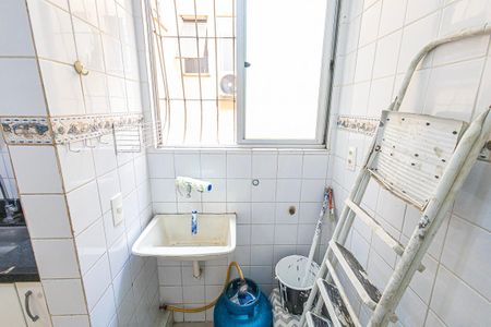 Area de serviço de apartamento para alugar com 2 quartos, 50m² em Castelo, Belo Horizonte