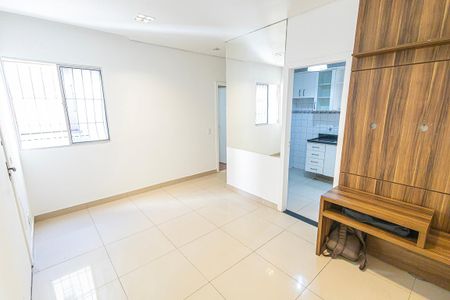 Apartamento para alugar com 50m², 2 quartos e sem vaga Apartamento para alugar com 50m², 2 quartos e sem vagaSala