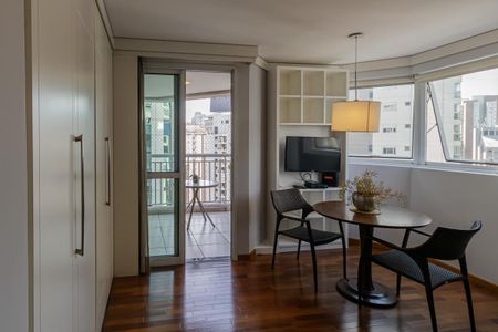 Kitnet/Studio para alugar com 1 quarto, 42m² em Vila Olímpia, São Paulo