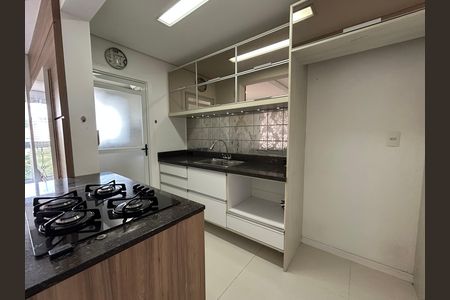 Apartamento para alugar com 68m², 2 quartos e 2 vagasCozinha 