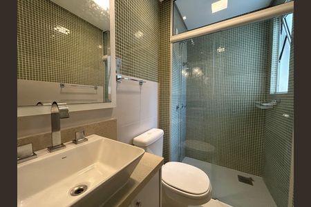 Apartamento para alugar com 68m², 2 quartos e 2 vagasBanheiro Social