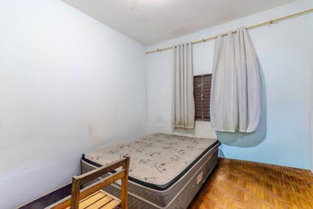 Casa à venda com 8 quartos, 300m² em Jardim Jabaquara, São Paulo