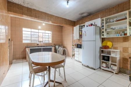 Casa à venda com 8 quartos, 300m² em Jardim Jabaquara, São Paulo