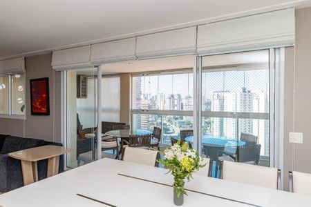 Apartamento à venda com 3 quartos, 138m² em Santo Amaro, São Paulo