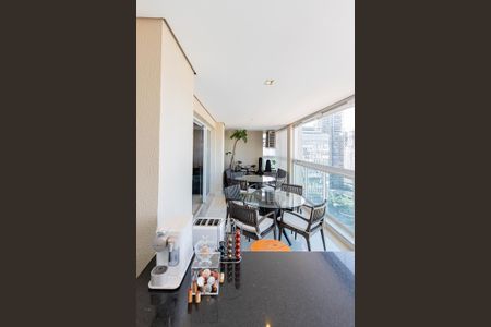 Apartamento à venda com 3 quartos, 138m² em Santo Amaro, São Paulo