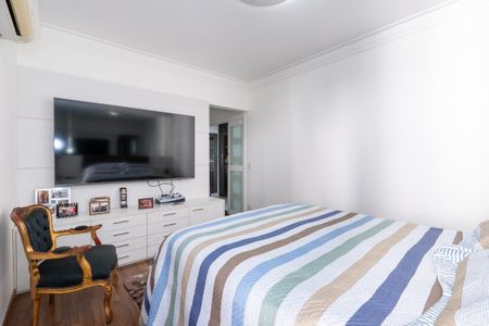 Apartamento à venda com 213m², 4 quartos e 3 vagas
