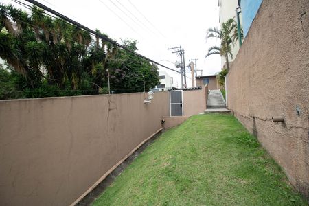 Apartamento à venda com 41m², 2 quartos e 1 vaga Apartamento à venda com 41m², 2 quartos e 1 vagaÁrea comum