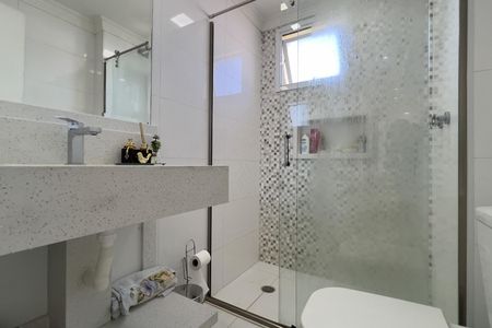 Apartamento para alugar com 83m², 2 quartos e 2 vagasBanheiro