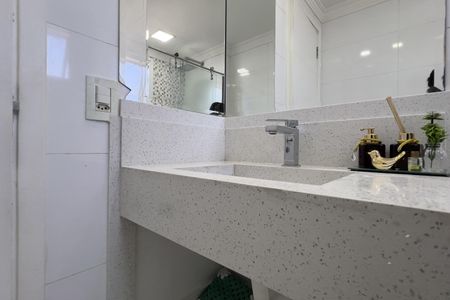 Apartamento para alugar com 83m², 2 quartos e 2 vagasBanheiro
