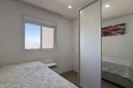 Quarto de apartamento para alugar com 2 quartos, 83m² em Jardim Flor da Montanha, Guarulhos