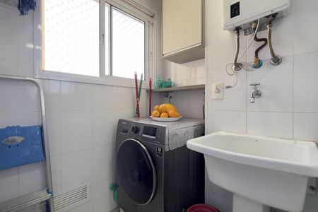 Apartamento para alugar com 83m², 2 quartos e 2 vagasCozinha e Área de Serviço
