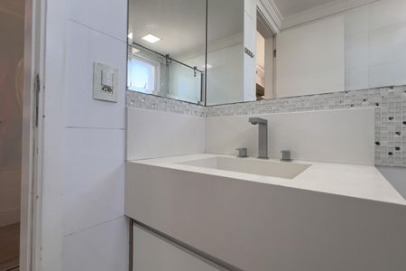 Apartamento para alugar com 83m², 2 quartos e 2 vagasBanheiro da Suíte