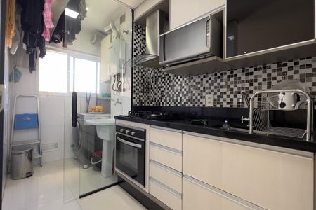 Apartamento para alugar com 83m², 2 quartos e 2 vagasCozinha e Área de Serviço