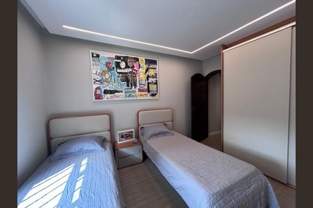 Casa à venda com 125m², 2 quartos e 3 vagas