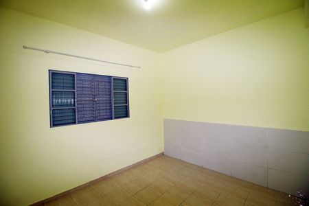 Quarto de casa para alugar com 1 quarto, 75m² em Olaria, Rio de Janeiro