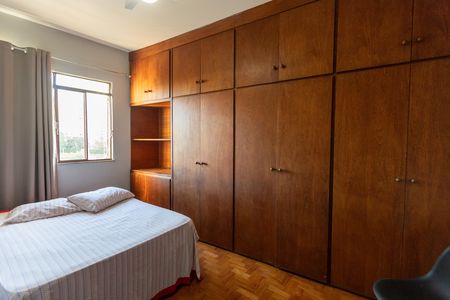 Apartamento para alugar com 67m², 2 quartos e sem vaga