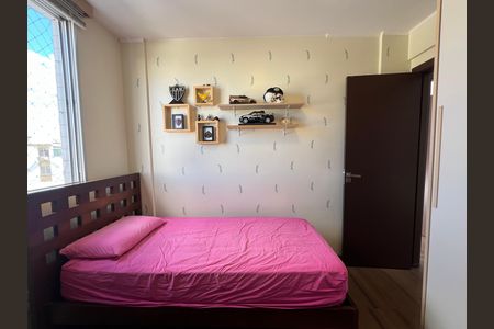 Quarto 1 de apartamento à venda com 2 quartos, 68m² em Heliópolis, Belo Horizonte