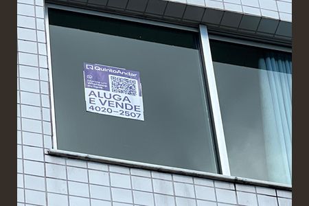 Placa QuintoAndar  de apartamento à venda com 2 quartos, 68m² em Heliópolis, Belo Horizonte