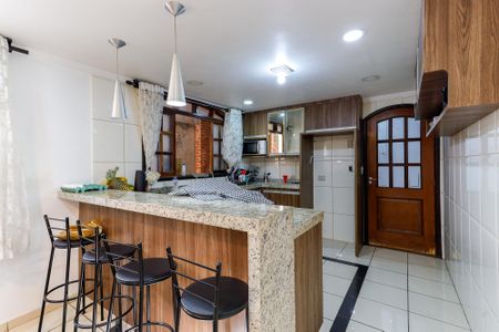 Cozinha de casa de condomínio à venda com 3 quartos, 150m² em Jardim Sao Joao (jaragua), São Paulo