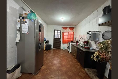 Cozinha de casa à venda com 2 quartos, 320m² em Recanto das Emas, Brasília