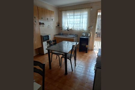 Casa à venda com 2 quartos, 103m² em Vila Ipojuca, São Paulo