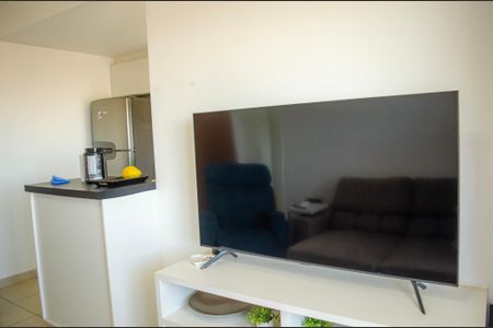Sala de apartamento à venda com 1 quarto, 42m² em Vila Maria Jose, Goiânia
