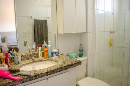 Banheiro da Suíte de apartamento à venda com 1 quarto, 42m² em Vila Maria Jose, Goiânia