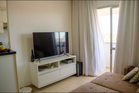 Apartamento à venda com 42m², 1 quarto e 1 vaga Apartamento à venda com 42m², 1 quarto e 1 vagaSala