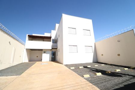 Fachada de apartamento para alugar com 2 quartos, 55m² em Jaraguá, Uberlândia