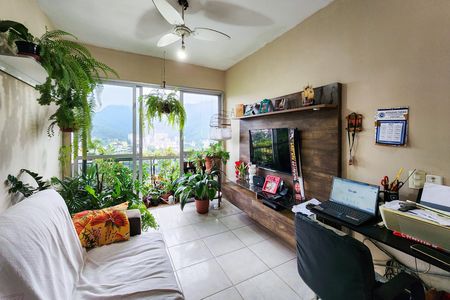 Sala  de apartamento à venda com 2 quartos, 65m² em Praça da Bandeira, Rio de Janeiro