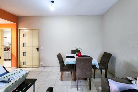 Apartamento à venda com 65m², 2 quartos e 1 vaga Apartamento à venda com 65m², 2 quartos e 1 vagaSala