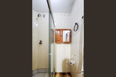 Apartamento à venda com 65m², 2 quartos e 1 vaga Apartamento à venda com 65m², 2 quartos e 1 vagaBanheiro de Serviço