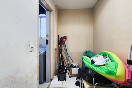 Apartamento à venda com 65m², 2 quartos e 1 vaga Apartamento à venda com 65m², 2 quartos e 1 vagaQuarto de Serviço