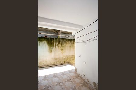 Casa para alugar com 30m², 1 quarto e sem vagaÁrea de Serviço