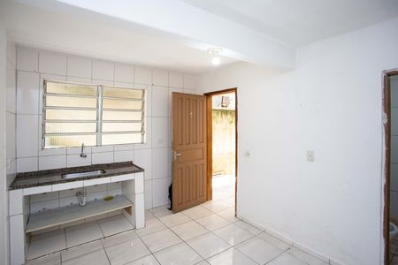 Cozinha de casa para alugar com 1 quarto, 30m² em Serraria, Diadema