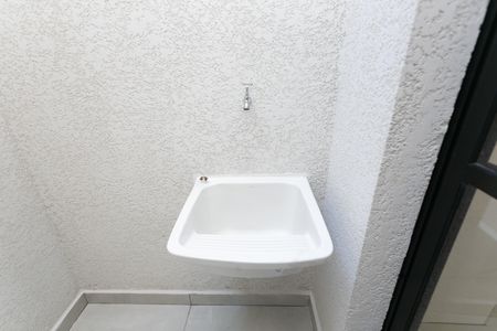 Apartamento para alugar com 38m², 2 quartos e sem vaga Apartamento para alugar com 38m², 2 quartos e sem vagaÁrea de Serviço