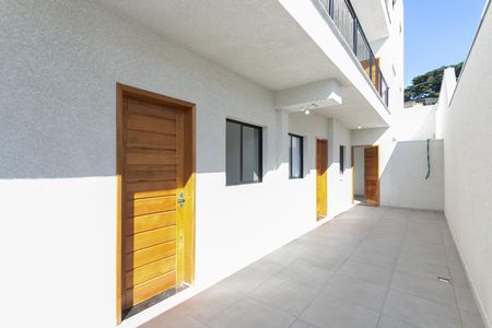 Apartamento para alugar com 38m², 2 quartos e sem vaga Apartamento para alugar com 38m², 2 quartos e sem vagaEntrada
